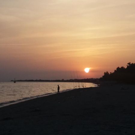 Sunshine Apartment Paralia Dionysiou Luaran gambar