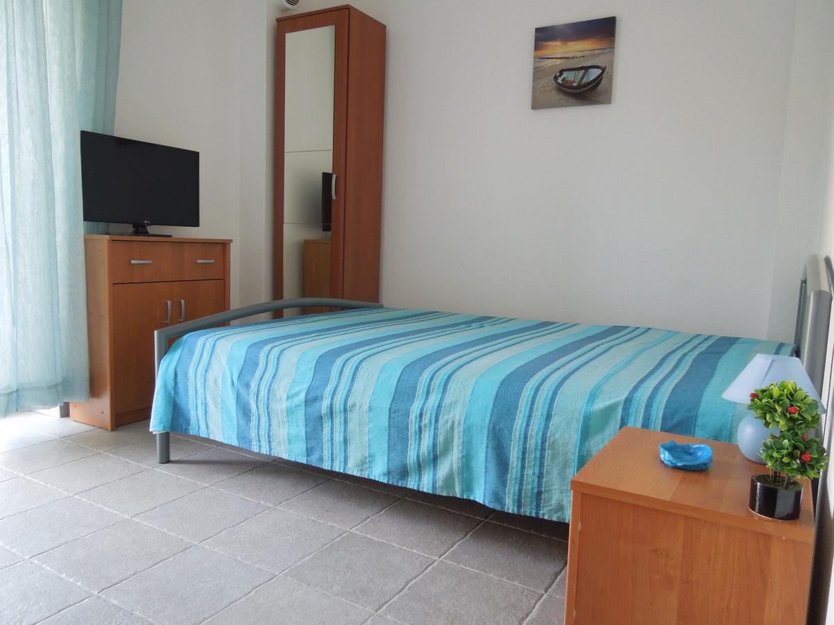 Sunshine Apartment Paralia Dionysiou Luaran gambar